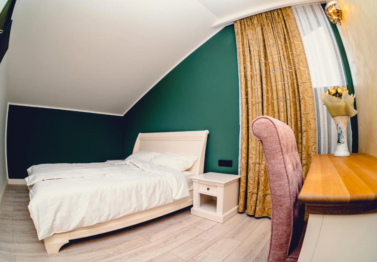 Hotel Casa Del Sole Alba Iulia Exterior foto