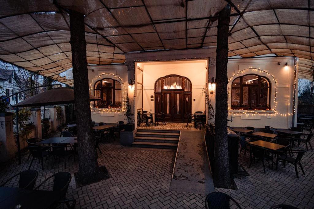 Hotel Casa Del Sole Alba Iulia Exterior foto